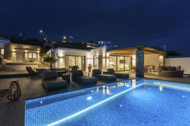 Villa Crestline