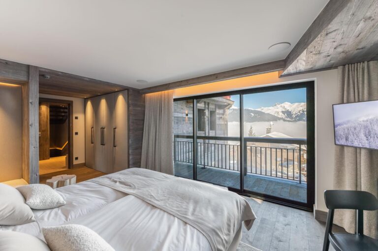 Chalet White Sand